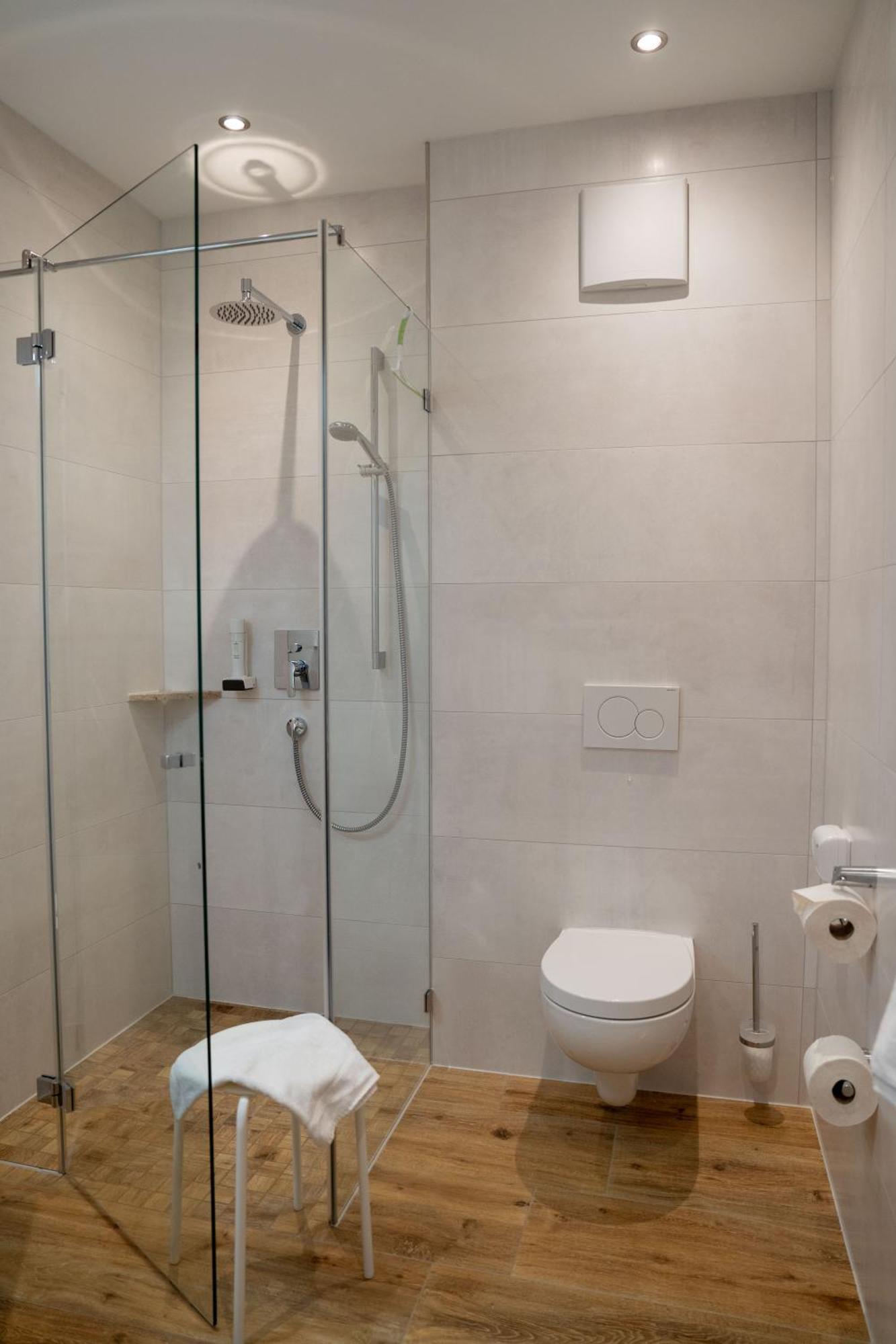 Hotel Garni Isarlodge Wiesenhof 斯卡尔尼茨 外观 照片